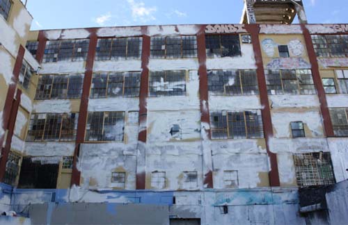 5pointz-imbiancato